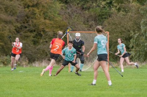 Alexander Apostolides playing lacrosse