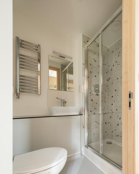 Student en-suite shower room at St Catharine's College